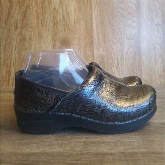 Dansko Shoes - Dansko Henna Floral Clogs Womens Size 39 US 9